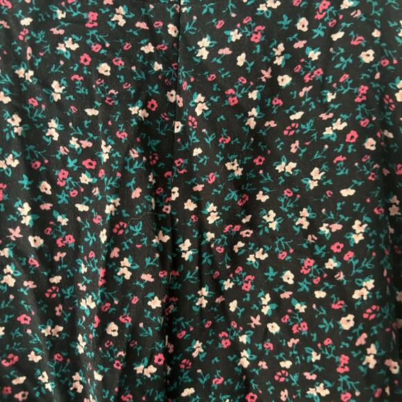 Forever 21 Floral Slip Mini Dress Size Small NWT - Picture 4 of 5